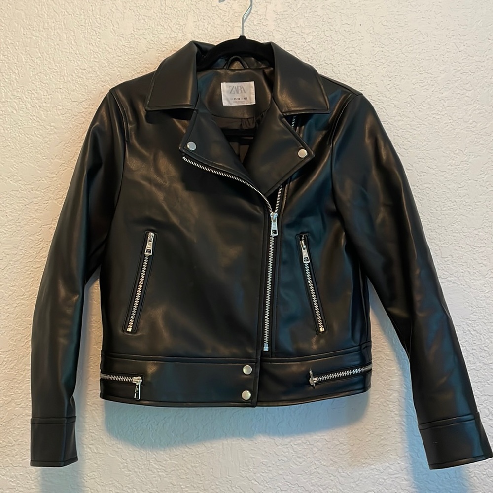 🏍 Zara faux leather moto jacket